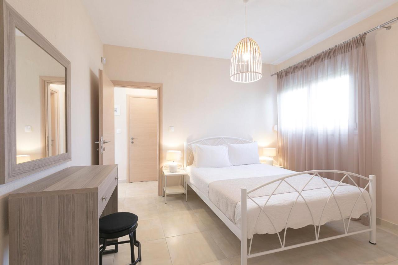 Palm Tree Apartments #Feelslikehome Ormos Panagias Eksteriør billede